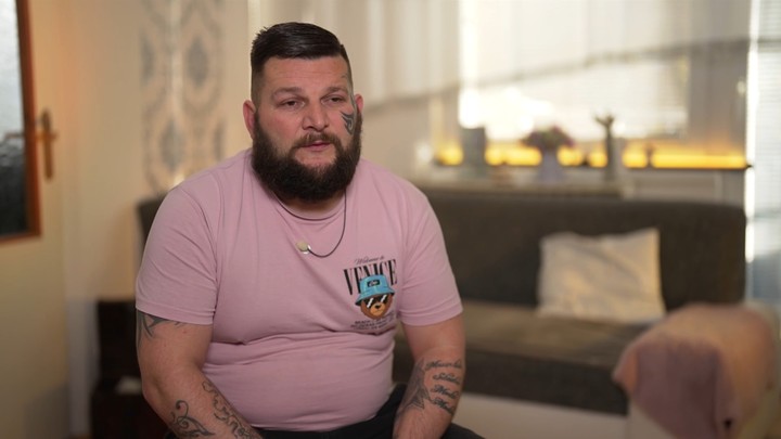 Bez servítky, Martin